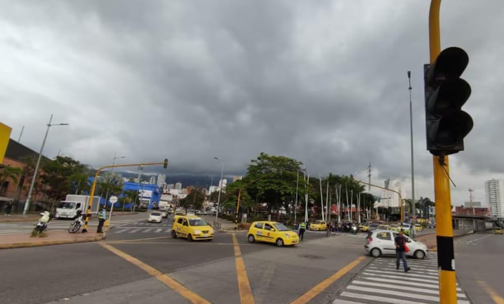 Roban cables de semáforos en dos esquinas en Bucaramanga imagen de la publicación