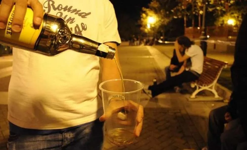 Ratifican prohibición de consumo de alcohol en espacios públicos imagen de la publicación