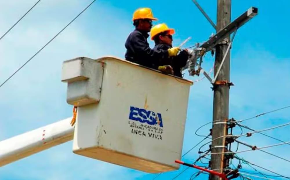 Ponderan avance de los diálogos entre la ESSA y el sindicato Sintraelecol imagen de la publicación