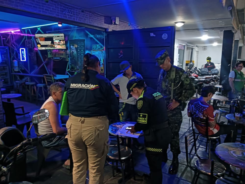 Controles nocturnos dejan cierres a bares en Bucaramanga imagen de la publicación