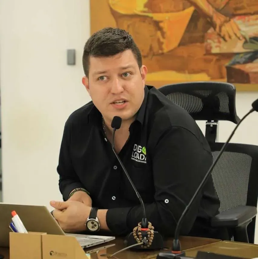 “Bucaramanga no puede continuar inyectándole dinero a un cadáver” imagen de la publicación