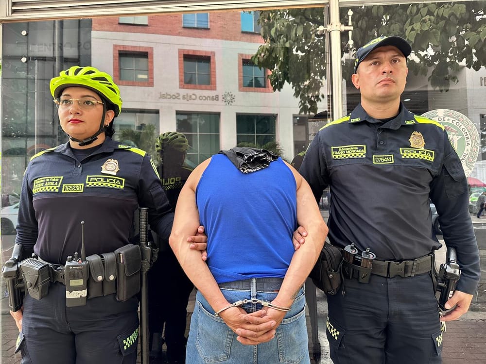 Caco fue atrapado por bicipolícias tras robo en el centro de Bucaramanga imagen de la publicación