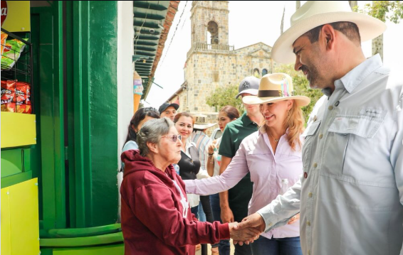 Gobernador visita Guadalupe y respalda a la comunidad imagen de la publicación