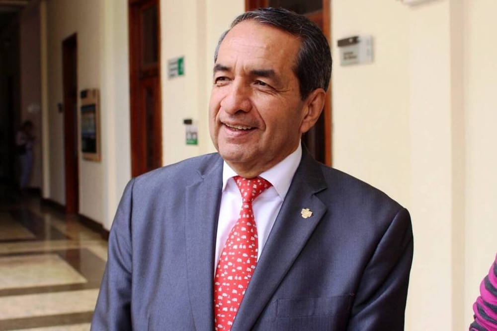 Una nueva generación en el partido liberal de Santander Exalcalde Carlos Ibáñez en campaña por Horacio Serpa imagen de la publicación