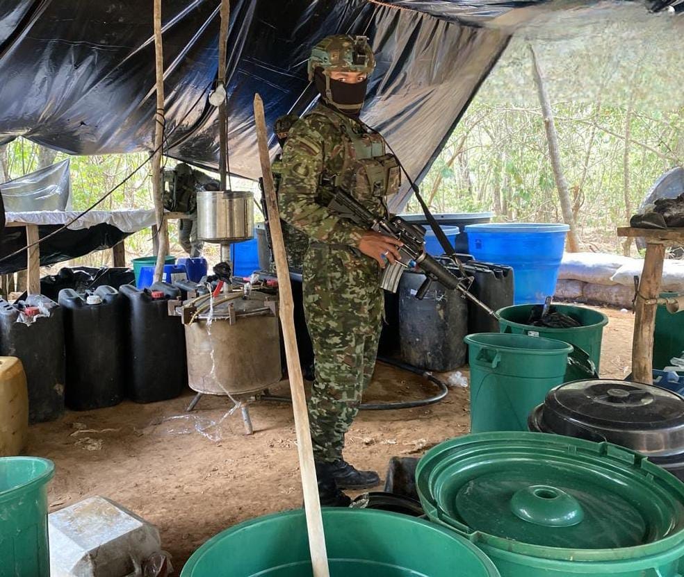 Ejército se le metió a la 'cocina' al ELN y le causó afectación por 4,8 millones de dólares imagen de la publicación