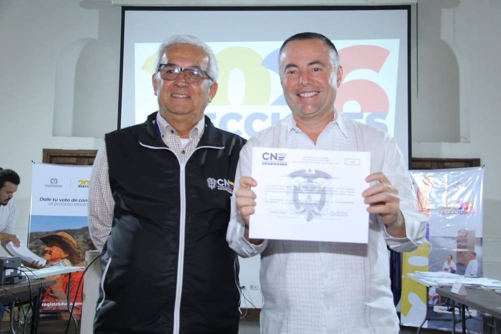 Diego Fran Ariza recibió credencial como Representante a la Camara imagen de la publicación