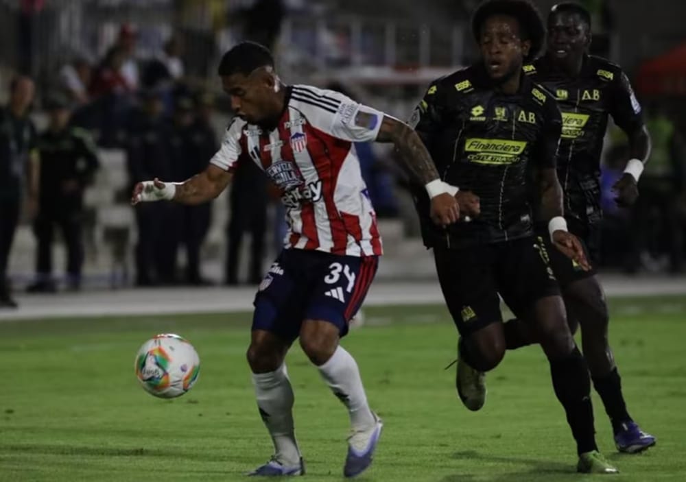 Bucaramanga perdió en Barranquilla y bajó en la tabla imagen de la publicación