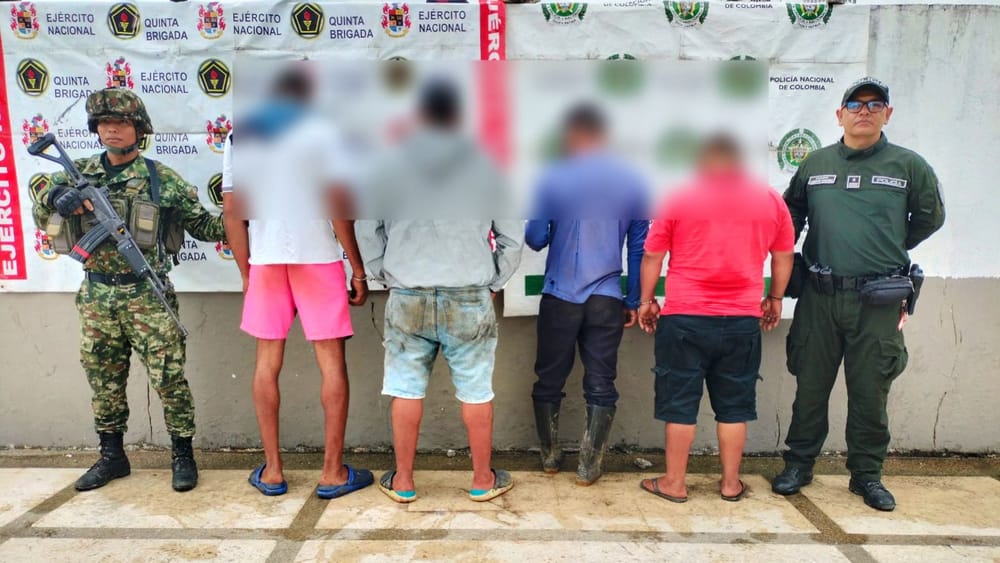 Policía Nacional de Colombia golpea tala ilegal en Santander imagen de la publicación