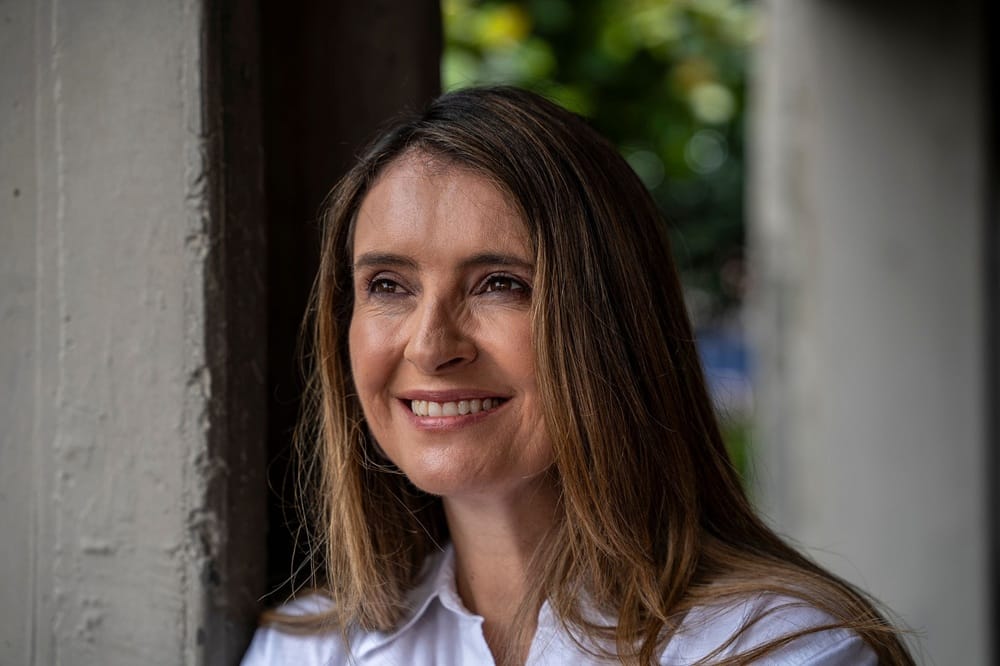Derecho, economía y escritura consolidan el perfil académico de la candidata presidencial Paloma Valencia imagen de la publicación