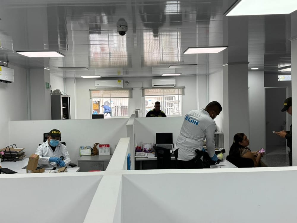 Si trabajo no era, ¿qué andaban buscando los ladrones en las oficinas de MinTrabajo en Barrancabermeja? imagen de la publicación
