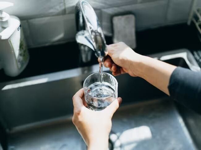 Programa Mínimo Vital es una medida que garantiza agua potable para hogares vulnerables en Barrancabermeja imagen de la publicación