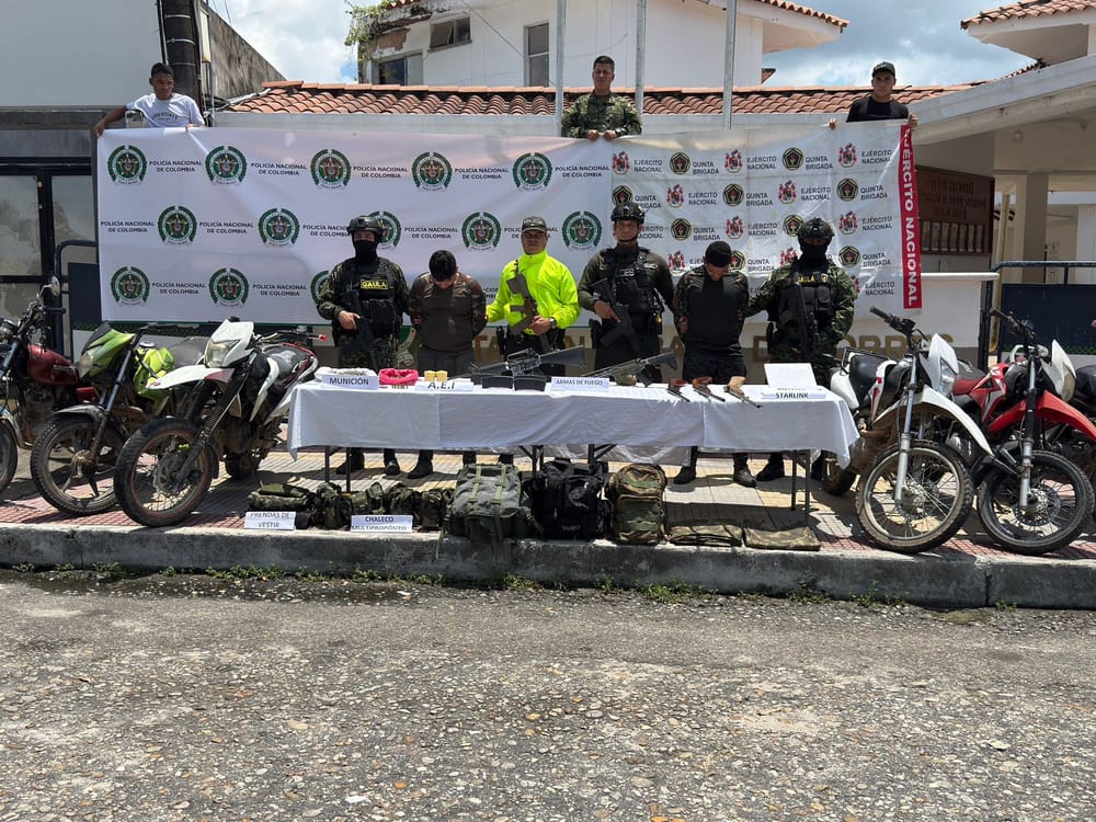 Enfrentamiento armado deja dos capturados del grupo criminal Conquistadores de la Sierra en Lebrija, Santander imagen de la publicación