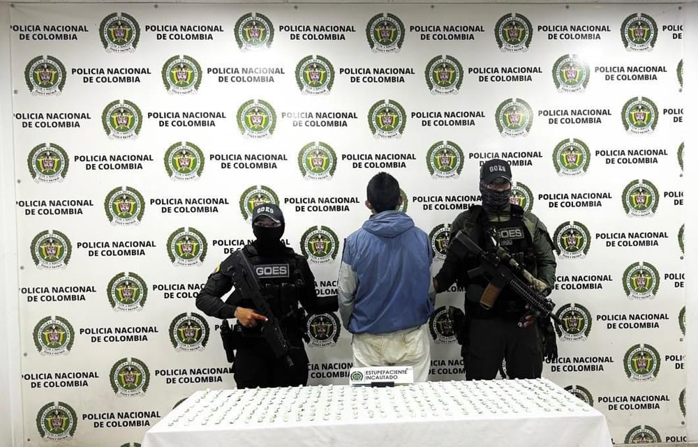 Cae en Floridablanca con 371 dosis de bazuco listas para la venta imagen de la publicación