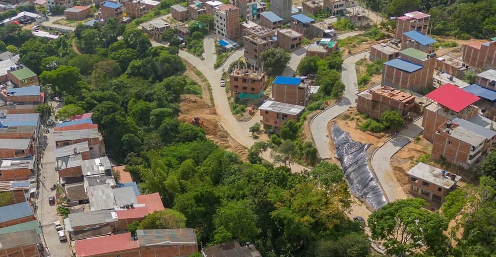 Pavimentación de vía clave para modernización de Girón imagen de la publicación