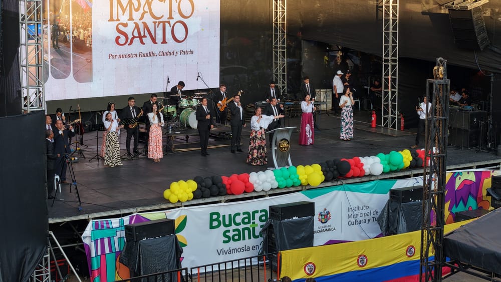 Impacto Santo desbordó la Plaza Luis Carlos Galán imagen de la publicación