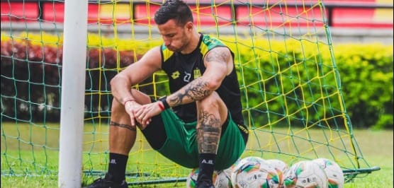 Bucaramanga reporta lesiones de Pons y Romaña y enciende alertas en el plantel imagen de la publicación