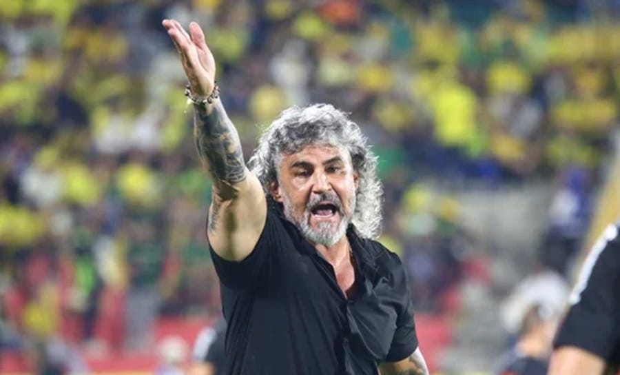 Leonel Álvarez no es más el técnico de Atlético Bucaramanga imagen de la publicación