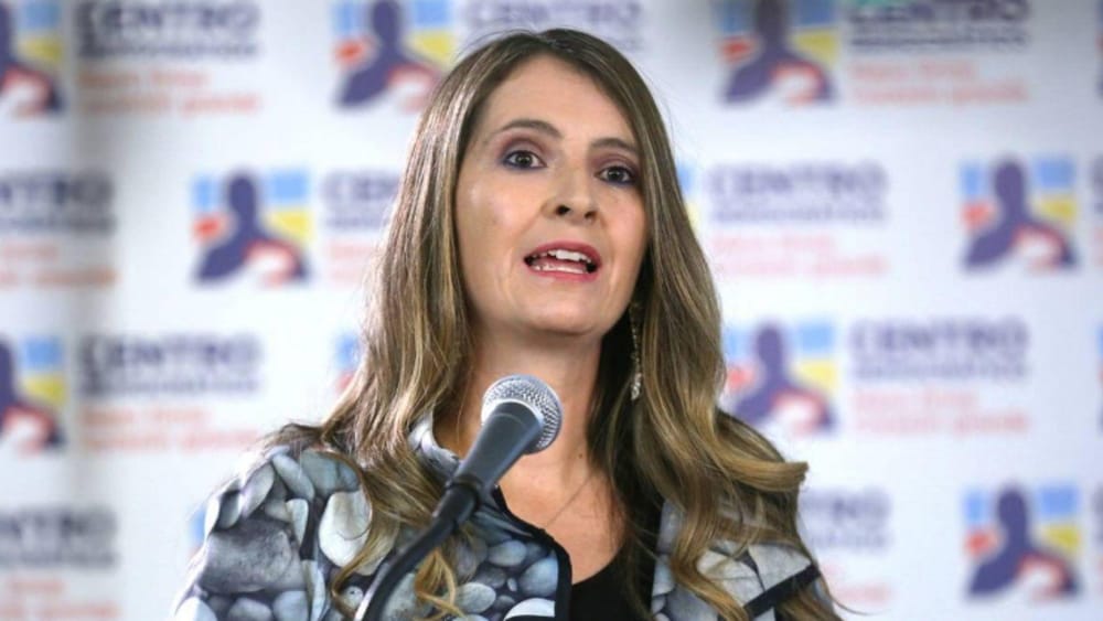 Llave maestra para la  presidencia de Colombia  Paloma Valencia y Juan Daniel Oviedo asumen compromisos con Santander imagen de la publicación