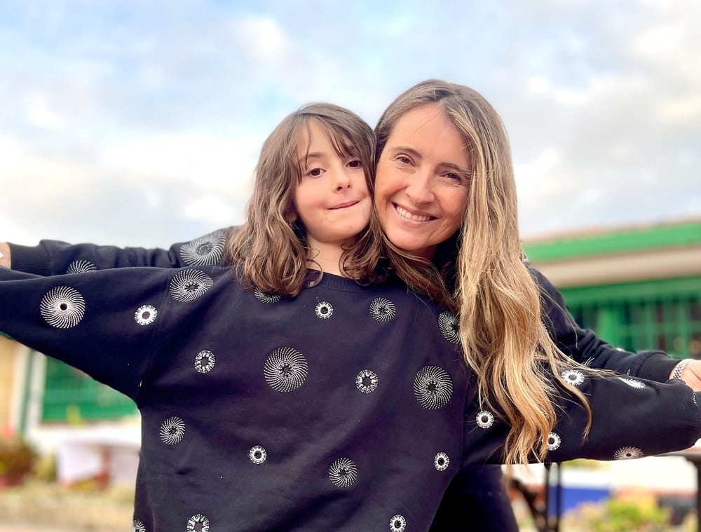 “No estoy firme con la patria”: Amapola, hija de Paloma, terminó robándose el cierre de campaña tras lanzar pulla a De la Espriella imagen de la publicación