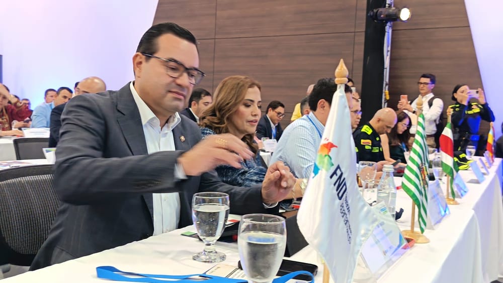 “El centralismo ahogó al país”: Tavera abogó desde Bucaramanga por la autonomía regional imagen de la publicación