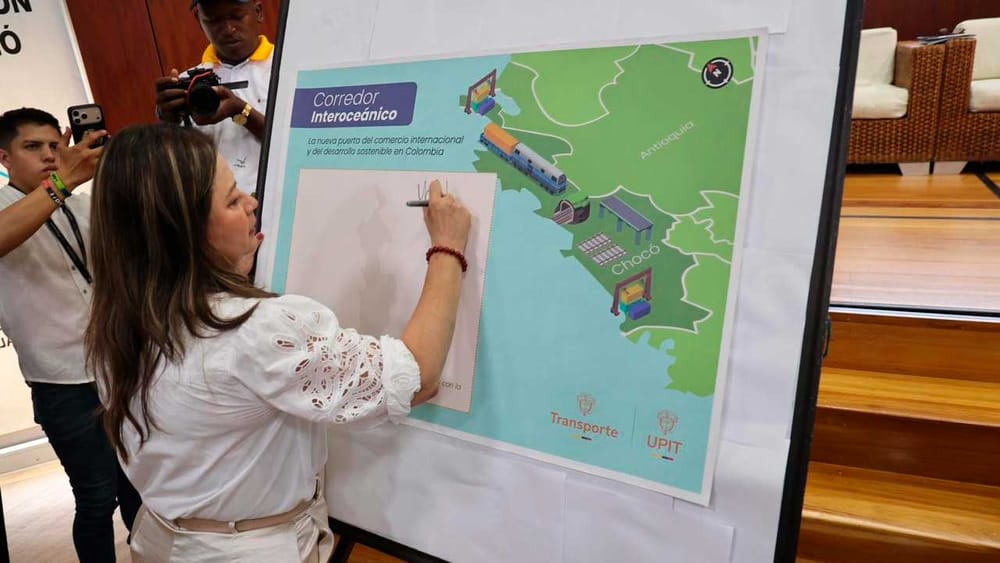 Petro le puso ruedas al proyecto del tren interoceánico imagen de la publicación