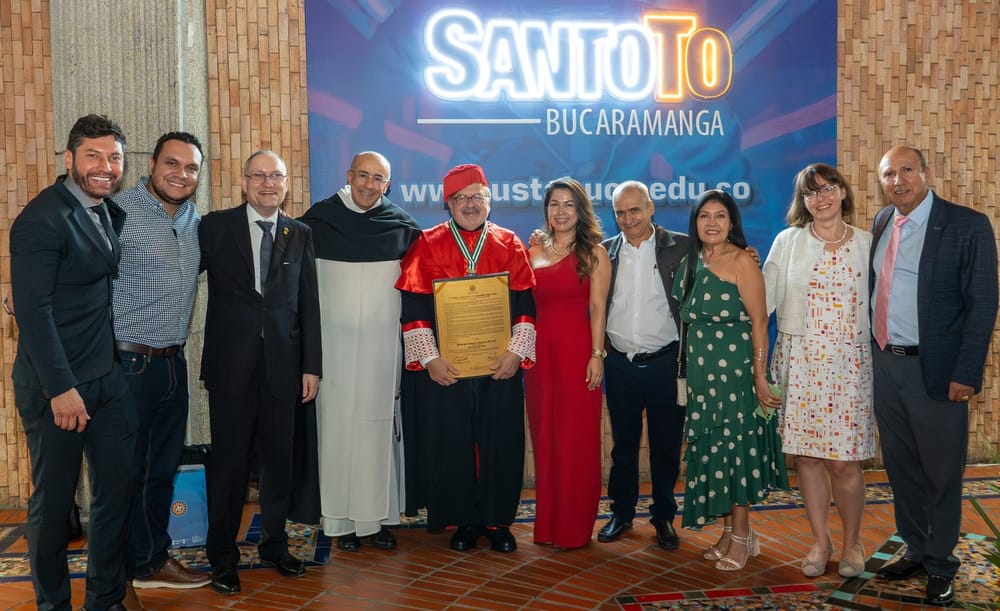 Exaltacion y Doctorado Honoris Causa en Derecho imagen de la publicación