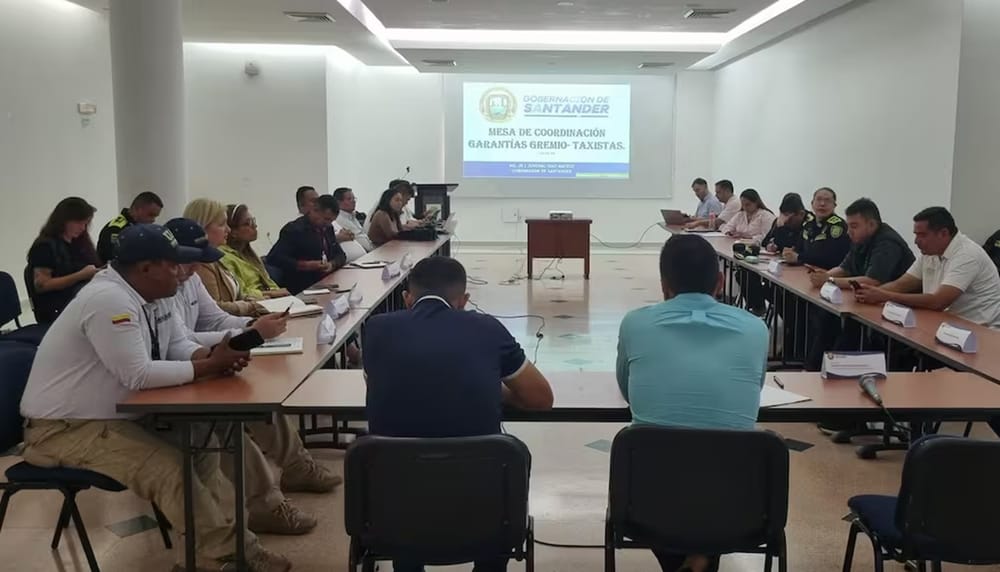 Taxista anuncian bloqueos en vía al Aeropuerto Palonegro imagen de la publicación