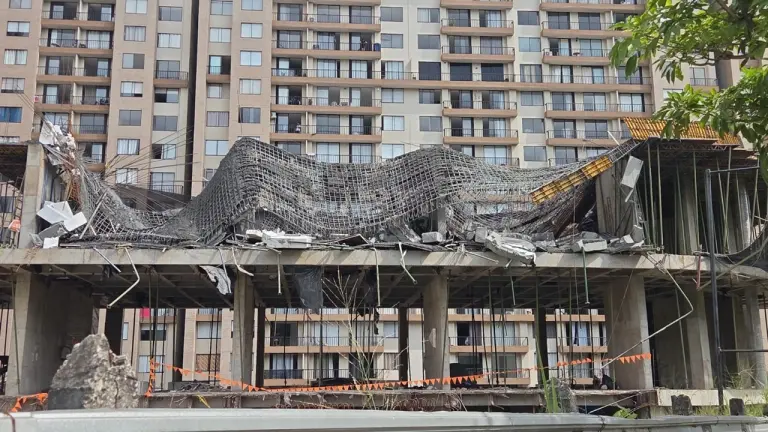 Colapsó obra residencial en Floridablanca imagen de la publicación