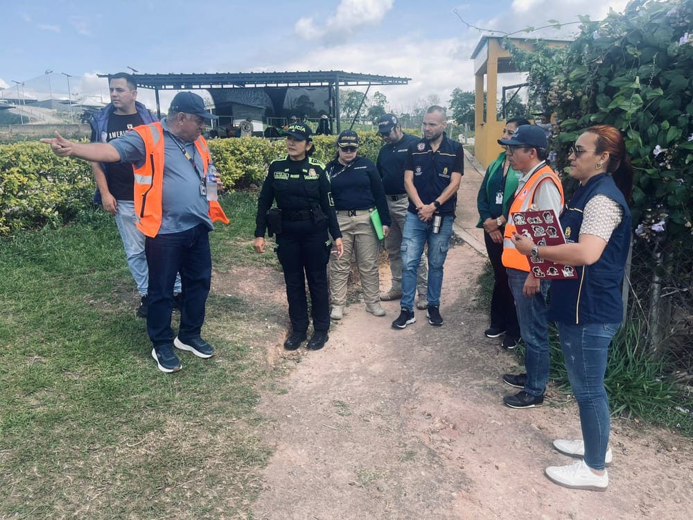 Autoridades intensifican controles a operadores de parapente en Ruitoque imagen de la publicación