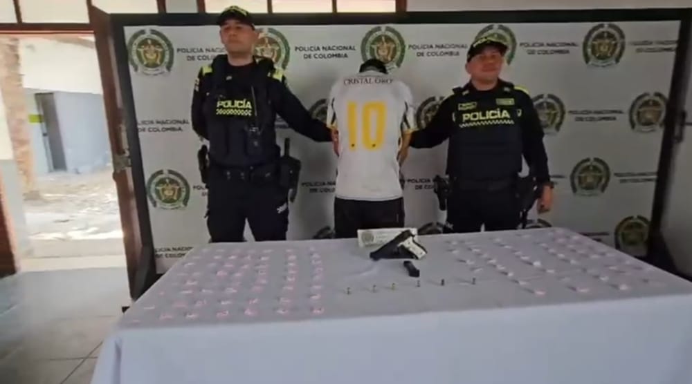 Con pistola traumática modificada fue atrapado vendedor de drogas en Girón imagen de la publicación