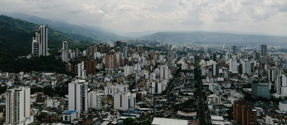 Inmobiliarias apuestan por Santander imagen de la publicación