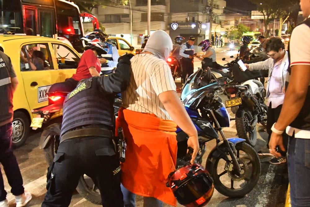 Salen motos de las calles y se llenan los patios del tránsito  en Bucaramanga imagen de la publicación
