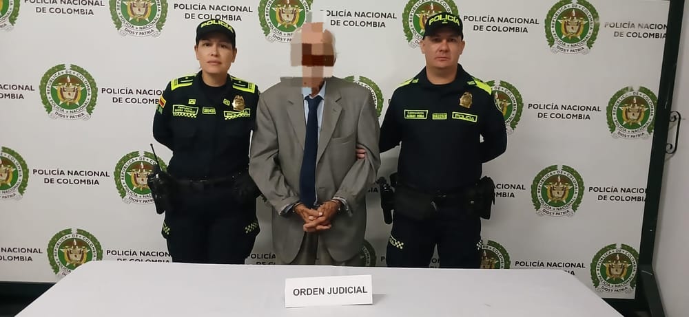 Hombre de 88 años fue capturado en el Aeropuerto Palonegro: tenía orden judicial por tentativa de homicidio imagen de la publicación