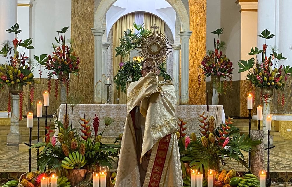 Preparación celebración Corpus Christi en San Vicente de Chucurí imagen de la publicación