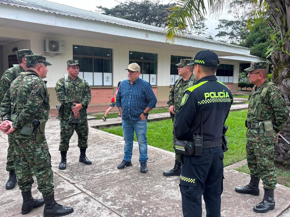 Diálogo institucional para proyectos de beneficio comunitario imagen de la publicación