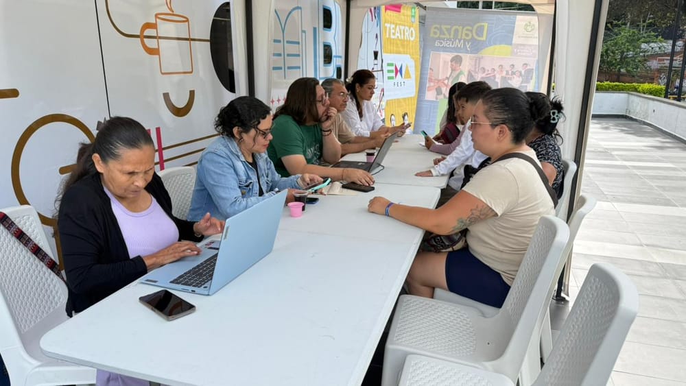 Mesa de trabajo clave para revisar el proceso catastral en Bucaramanga imagen de la publicación