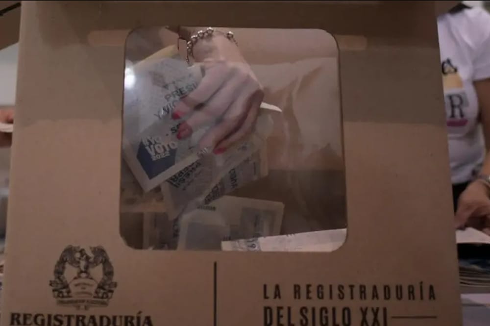 Más de dos centenares de santandereanos sancionados por fotografiar el voto imagen de la publicación