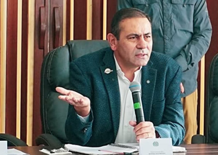 Gobernador de Santander pidió la renuncia a todo su gabinete y entes descentralizados imagen de la publicación
