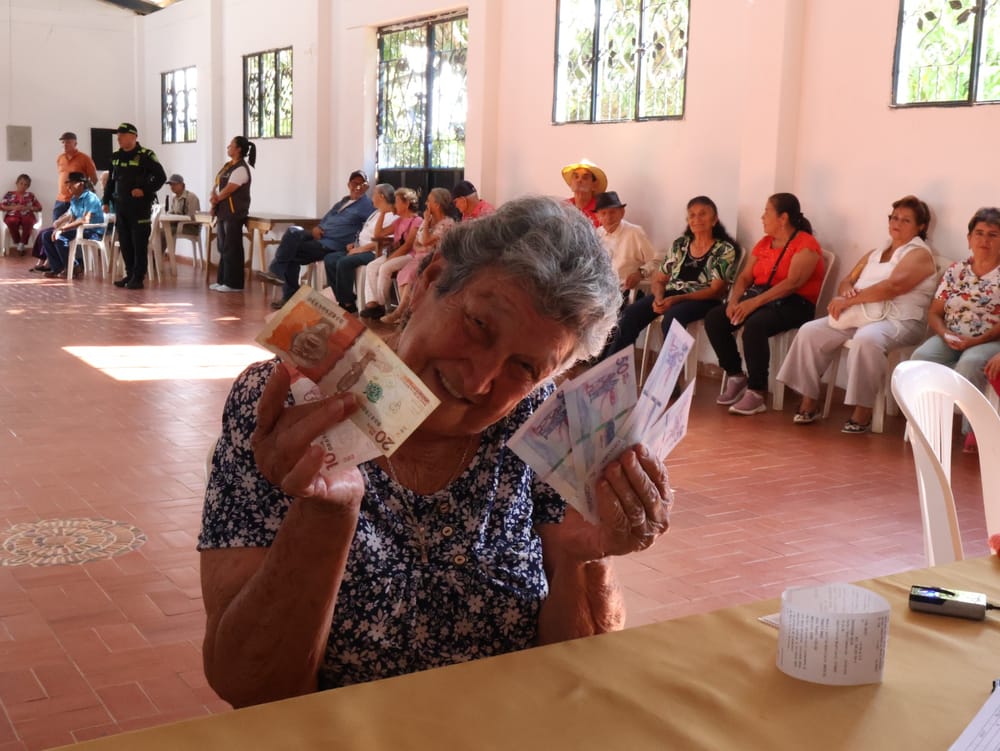 Prosperidad Social realiza jornadas masivas para facilitar entrega de recursos de Colombia Mayor en Santander imagen de la publicación
