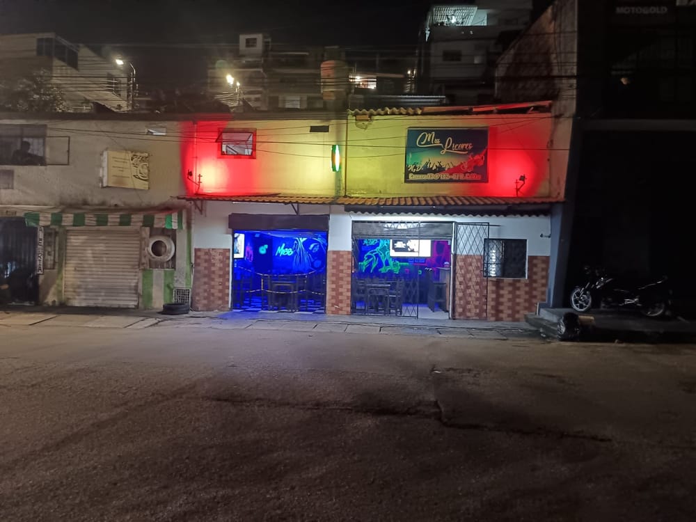 “Esa fue una noche de tortura”: pareja de comerciantes denuncia presuntos abusos y persecución policial en Floridablanca imagen de la publicación