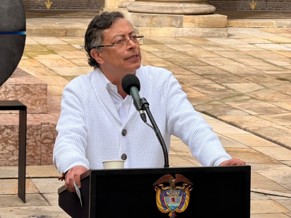 Presidente Petro puede ser destituido del cargo por intervención en política Procurador General acusa a 5 altos funcionarios del gobierno imagen de la publicación