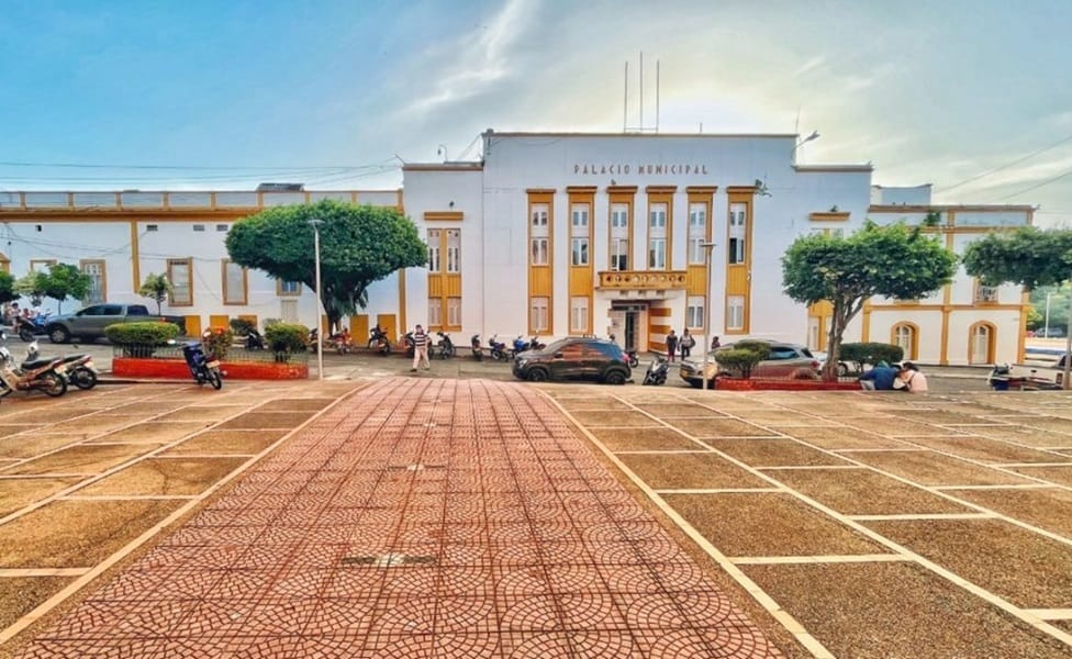 ¿Motos de $14 millones facturadas por $40 millones? Cuestionan a contratistas y funcionarios en Barrancabermeja imagen de la publicación