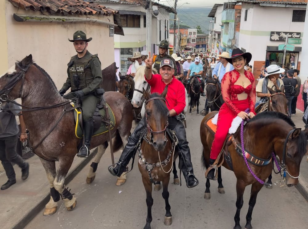 Gran Cabalgata en Ferias y Fiestas de San Vicente de Chucurí imagen de la publicación