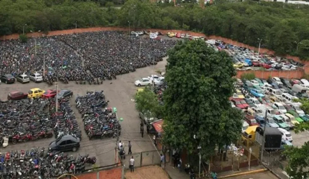 Ordenan a Tránsito de Bucaramanga descongestionar sus atiborrados patios imagen de la publicación