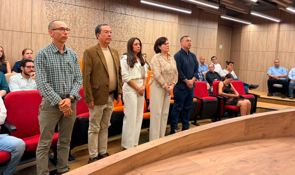 UIS posesionó nuevos directores de escuela y marca un hito con el liderazgo femenino imagen de la publicación