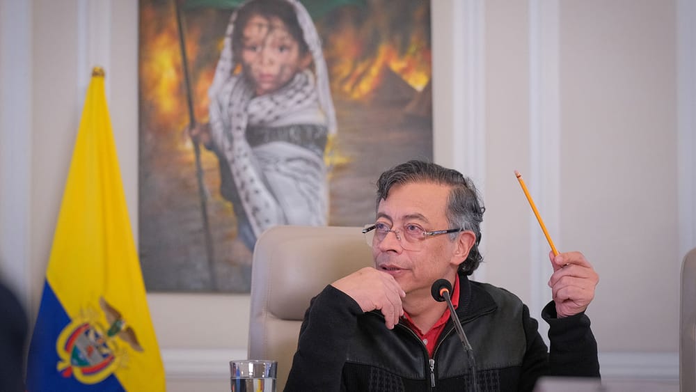 Petro anuncia catarata de denuncias contra quienes según él lo difaman: ¿Ahora se victimiza? imagen de la publicación