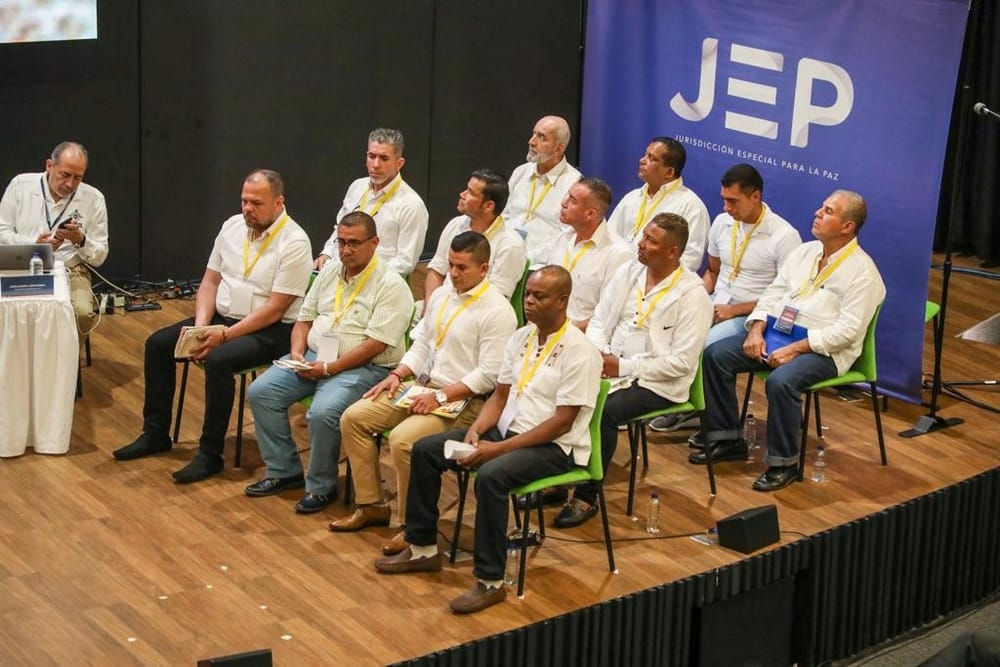 JEP impuso condenas a 12 exmilitares por 135 víctimas en asesinatos, torturas, y desapariciones forzadas. No pagarán ni un solo día de prisión imagen de la publicación