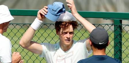 Sinner desafía el calor con ciencia y tecnología para seguir firme en Wimbledon imagen de la publicación