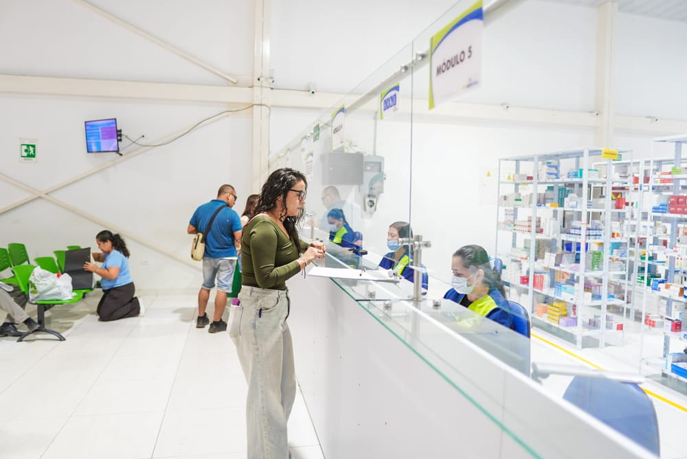 Inspección a operadores farmacéuticos en Barrancabermeja por  incremento de reclamos imagen de la publicación
