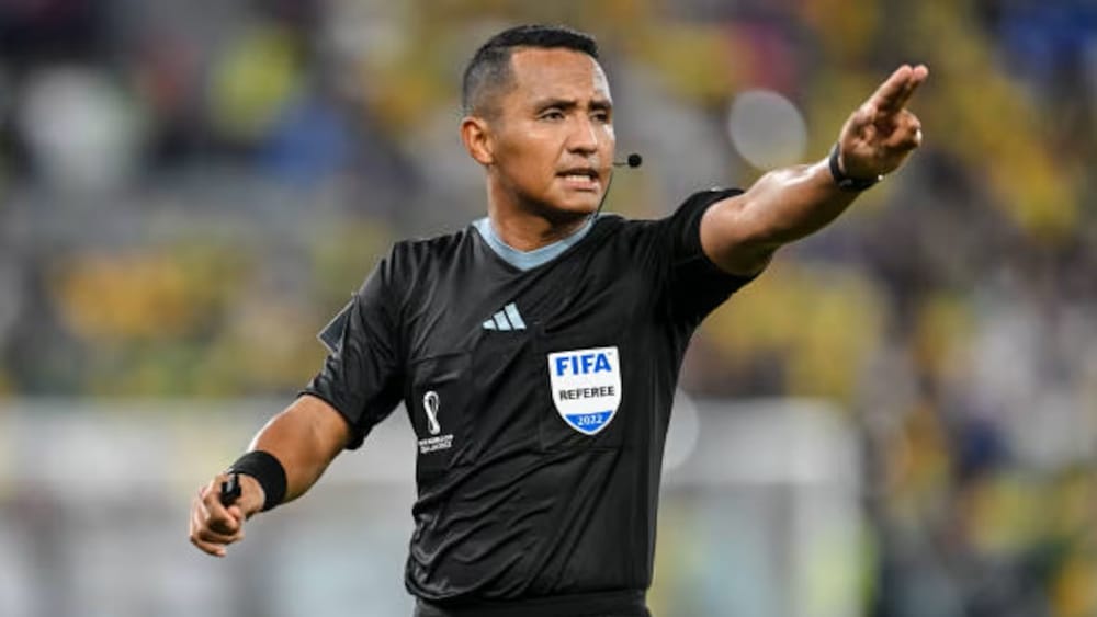 Árbitro salvadoreño dirige el juego Colombia – Suiza imagen de la publicación